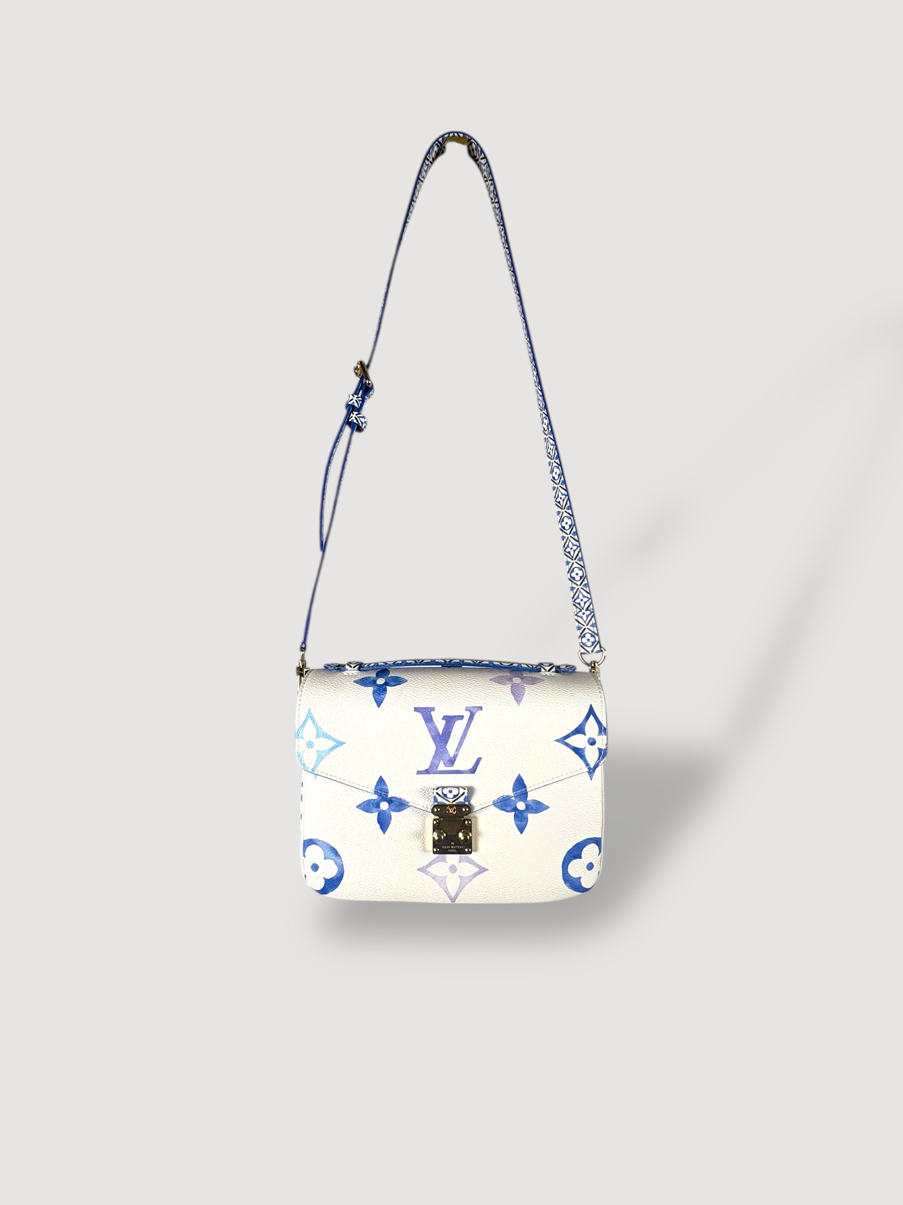 Louis Vuitton Pochette Métis By the Pool Monogram Watercolor Giant MM