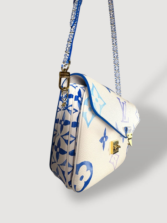 Louis Vuitton Pochette Métis By the Pool Monogram Watercolor Giant MM